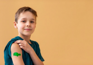 Vaikų skiepijimas Lietuvoje: pritarta sustiprinančiajai „Comirnaty“ vakcinos dozei, o pirminei vakcinacijai galima rinktis ir „Spikevax“ vakciną