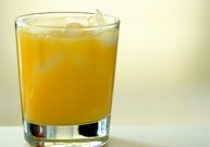 Sulčių stiklinėje – tikri vitaminai bei vaisių energija