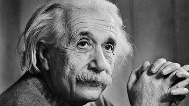 10 auksinių Alberto Einšteino citatų