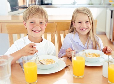 Per daug sveriantiems vaikams siūloma speciali dieta ir mankšta