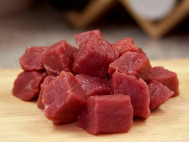 Mėsos gaminiuose naudojamas konservantas E250 gali sukelti vėžį