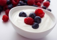 Tyrimas: ketvirtadalis lietuvių ir latvių niekada nevalgė jogurto