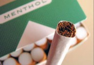 Mesti rūkyti mėtines cigaretes – sunkiau