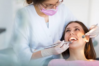 Odontologų paslaugos gali brangti