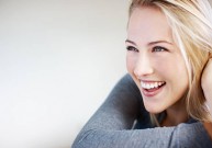 Nepriekaištingai atrodanti šypsena – ar būna per vėlu tiesinti dantis?