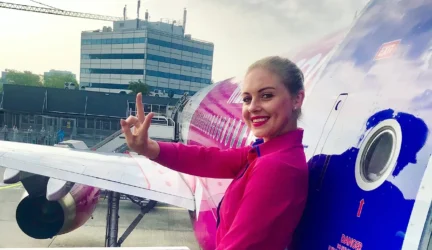 Nuo skrydžių mažėja stiuardesių smegenys