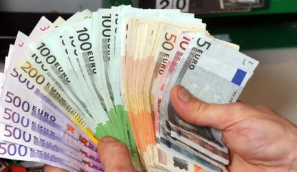 „Nešvarūs” pinigai pavojingi gyvybei