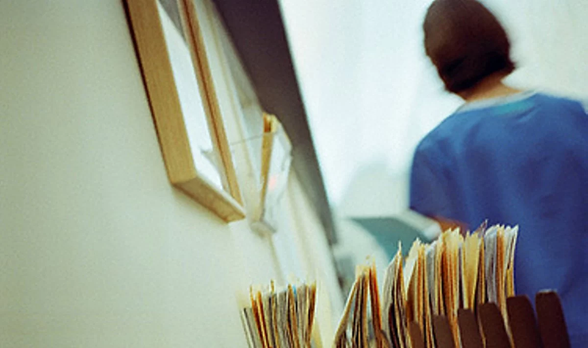 Kenčiantys skausmą turi kęsti ir ilgas eiles