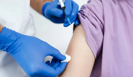 Sukurta vakcina nuo gimdos kaklelio vėžio sukėlėjų patvirtinta Europoje