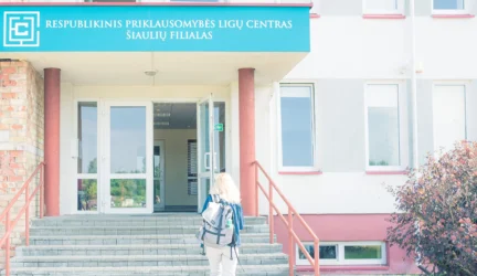Priklausomybė gali išsivystyti net Anoniminiam alkoholikų klubui