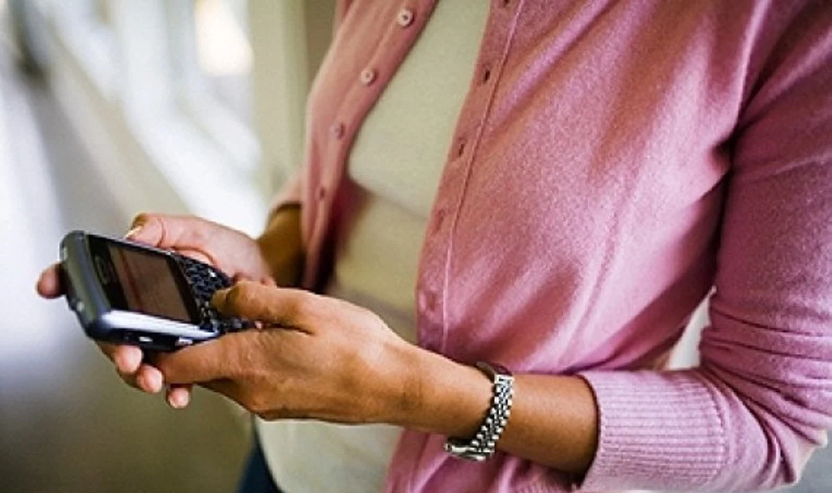 Didžiausio istorijoje mobilių telefonų poveikio sveikatai tyrimo rezultatai kelia nerimą