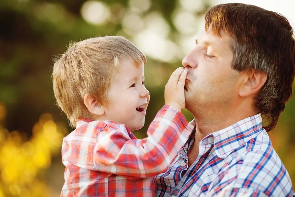 Kuo skiriasi tėviška ir motiniška meilė