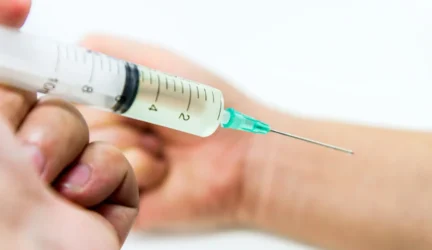 Injekcinis vitaminas C – vėl rinkoje