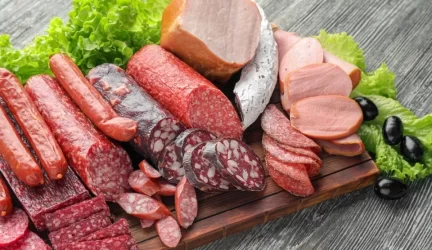 Tyrimas: lietuviški mėsos produktai vertingesni nei įvežtiniai