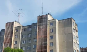 Dėl antenų saugumo – skirtingos pozicijos