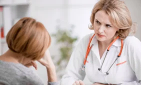 Gydymo įstaigos nedarbingumo pažymėjimus išduos elektroniniu būdu 2010-aisiais