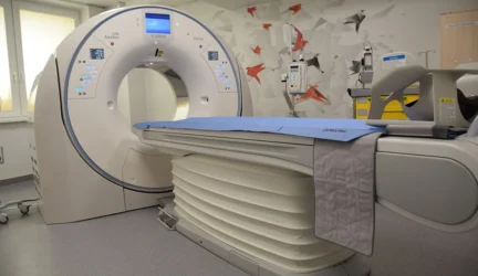 Tyrimai naujuoju tomografu – tiksliau ir greičiau
