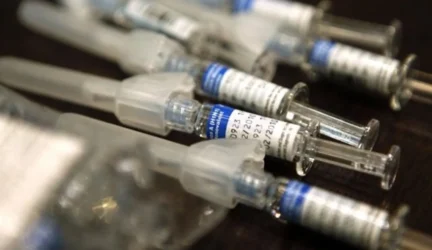 Į Lietuvą atvežta dar 20 tūkst. dozių skiepų nuo sezoninio gripo