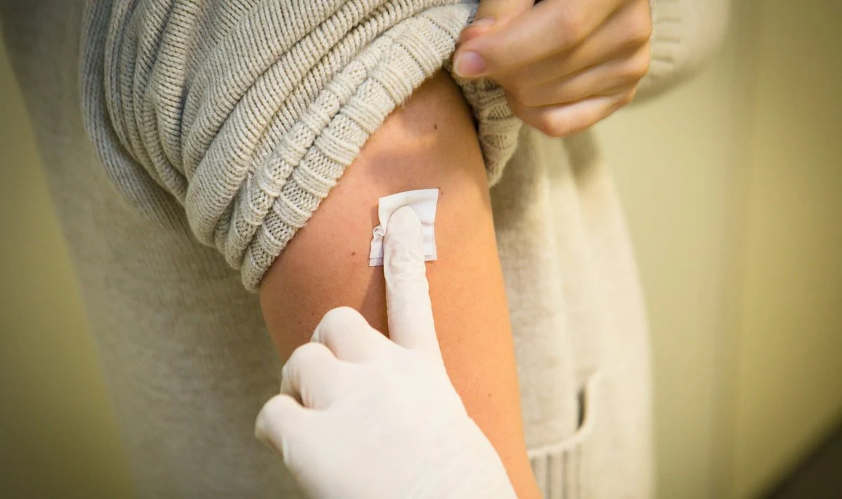 Ligoninėms pradžiai – po 50 dozių vaistų nuo kiaulių gripo