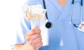 Medikai kaunasi dėl technikos stebuklų