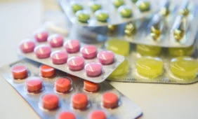 Vaistų kainoms renčiamas stogas