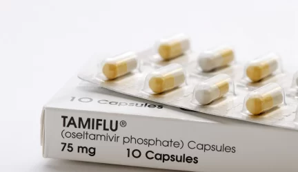 Iš “Tamiflu” pardavimų daugiausia uždirba vaisto gamintojas ir valstybė