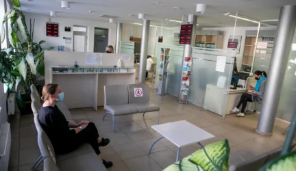 Antikorupcijos komisija susidomėjo Teritorinių ligonių kasų skirstomais pinigais