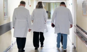 Klaipėdos medikai dėl pertvarkos ketina streikuoti