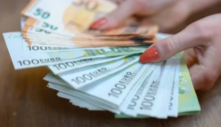 R. Kuodis: nedirbusios mamos išmoką galėtų gauti skolon