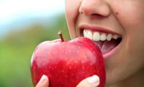 Daržovės ir vaisiai vėžio tikimybę sumažina mažiau nei manyta