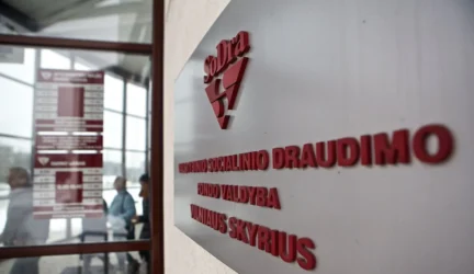 Sveikatos apsaugos ministras nemano, kad sveikatos draudimo mokesčio skolas nurašyti būtų teisinga