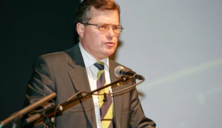 R.Šukys: „Vaistų išrašymas bendriniu pavadinimu – dar vienas žingsnis mažinant vaistų kainas”