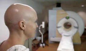 Vaistų negavę lėtine mieloleukemija sergantys pacientai grasina valstybę paduoti į teismą