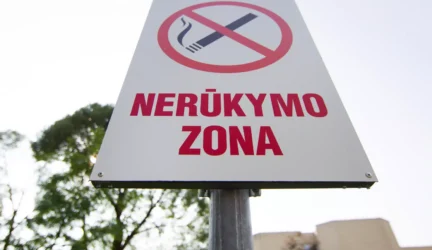 (Ne)rūkymo zonos: drausti – rūkyti – negalima!