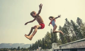 Specialistai pataria vengti maudynių upėse ir ežeruose