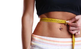 Pigiausias lieknėjimo būdas – dvi stiklinės vandens