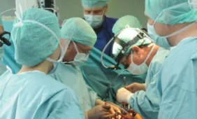 Širdies chirurgai Santariškių klinikose pažabojo dar vieną mirtiną ligą