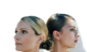 Motinos dukroms yra griežtesnės nei sūnums