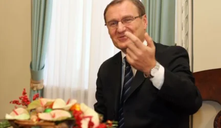 Sveikatos apsaugos ministerija pažadus taupyti pamiršo