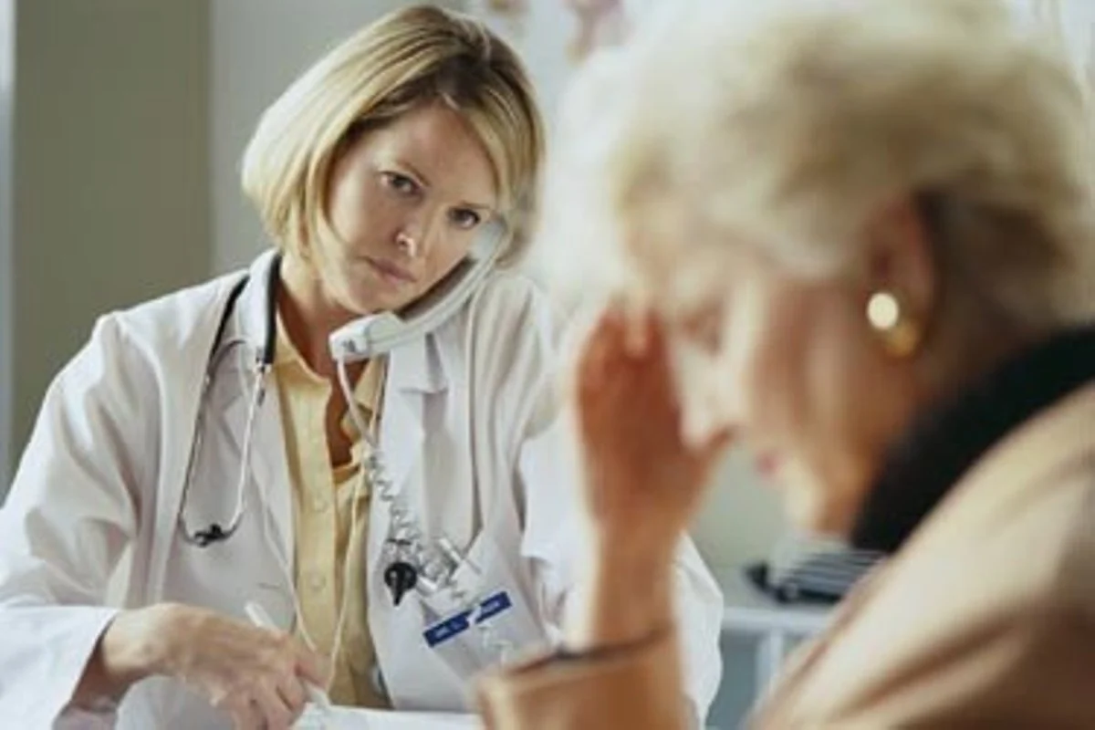 Už „ne savo” ligonių gydymą moka iš savo kišenės