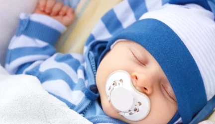 Ar reikia vaikams duoti čiulptuką