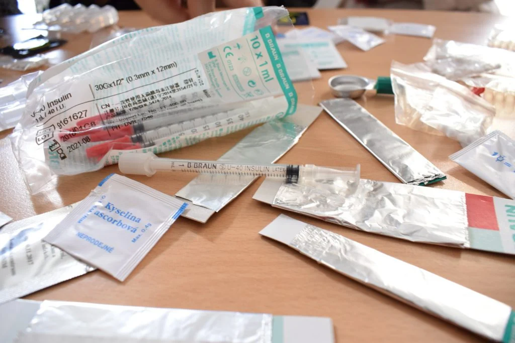 Kaip padėti moterims, priklausomoms nuo narkotikų?