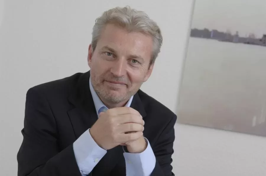 Michaelis Winterhoffas. Modernus auklėjimas atima iš vaikų vaikystę