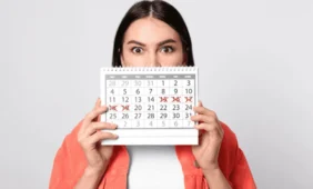 Nereguliarios mėnesinės paauglystėje susijusios su didesne nutukimo rizika