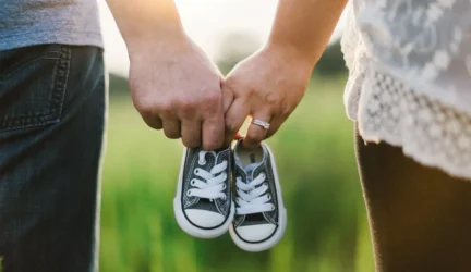 Šeimos planavimas: abortų mažėja, nes jaunos lietuvės emigruoja?