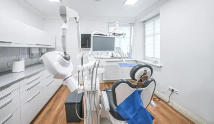 Odontologai mokosi radiacinės saugos
