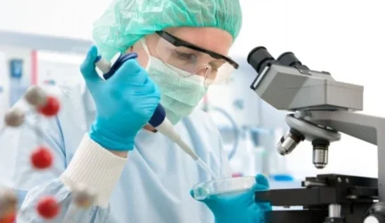 Atnaujintoje laboratorijoje – moderniausi mikrobiologinės diagnostikos metodai
