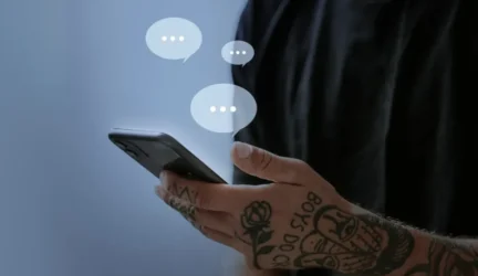 Naujas fenomenas – SMS rašymas per miegus?