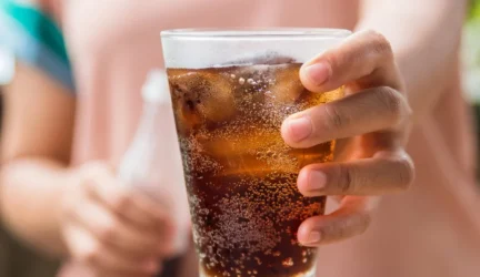 Oficialus komentaras: koks yra „Coca Cola” poveikis organizmui?