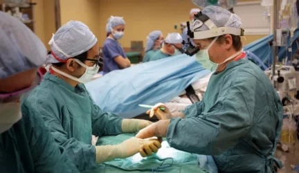 Keturių galūnių transplantacija baigėsi paciento mirtimi